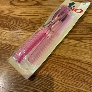 *.     Brush and Comb Set Pro Pink Vintage NOS Vintage Barbiecore